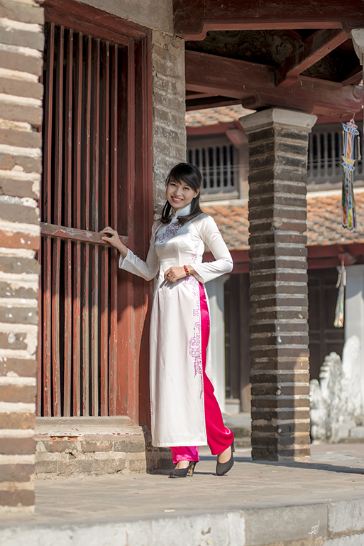 Aó Dài - Chụp tại chùa Láng với Nikon D800,80-200 2.8 afd